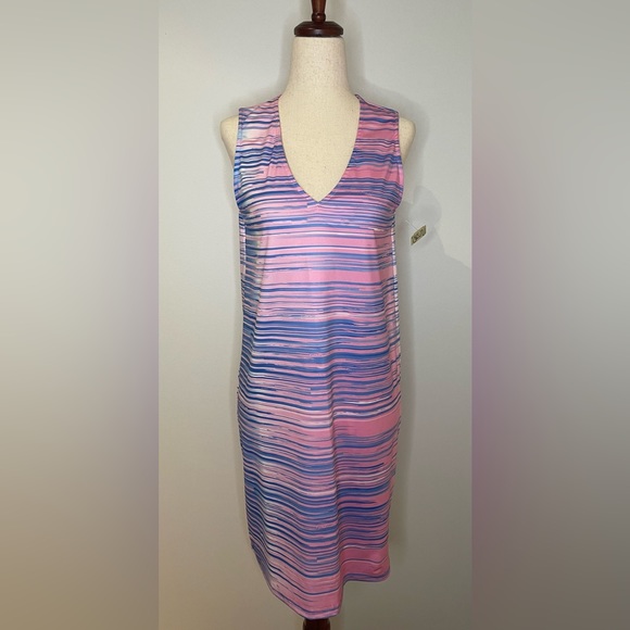 Miss Versa Pink beach dress - Picture 1 of 7